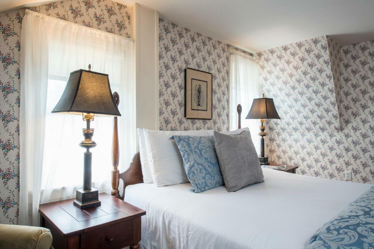 The Egremont Village Inn South Egremont Ngoại thất bức ảnh